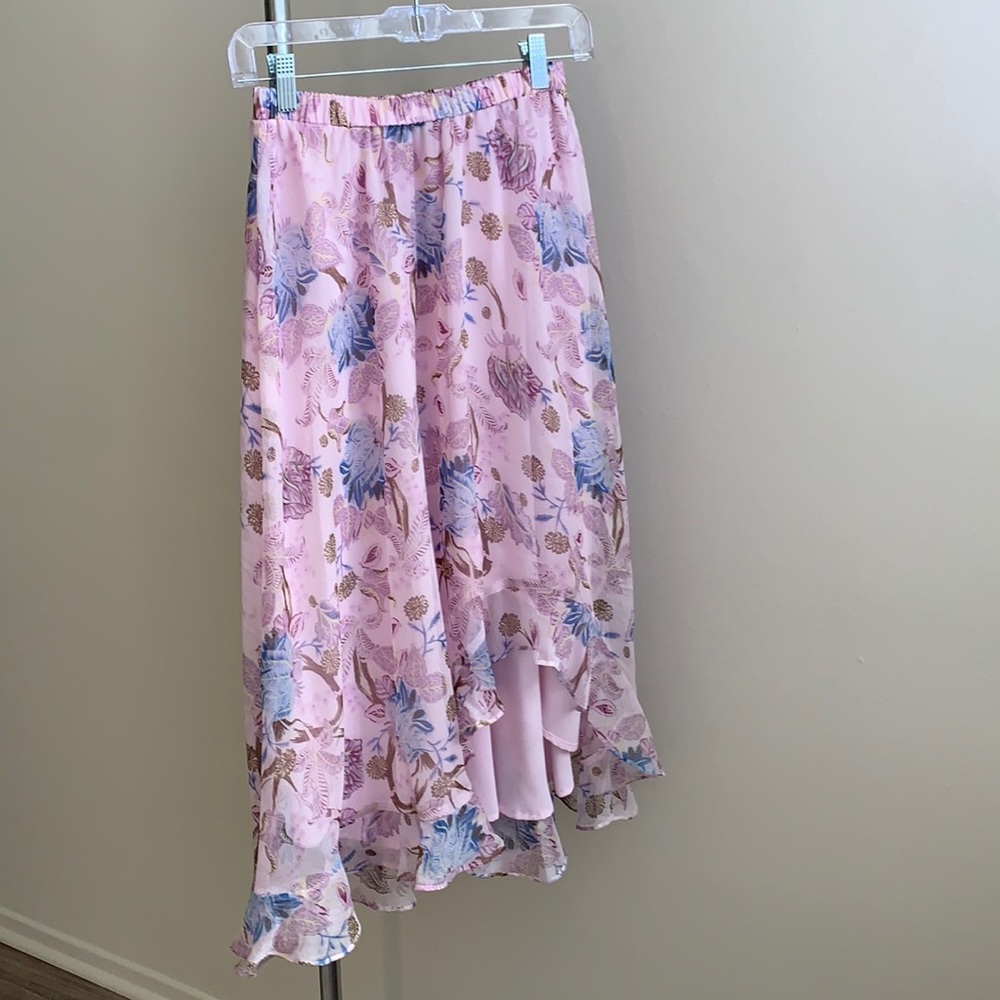 Lavender colored skirt. Perfect for spring!
